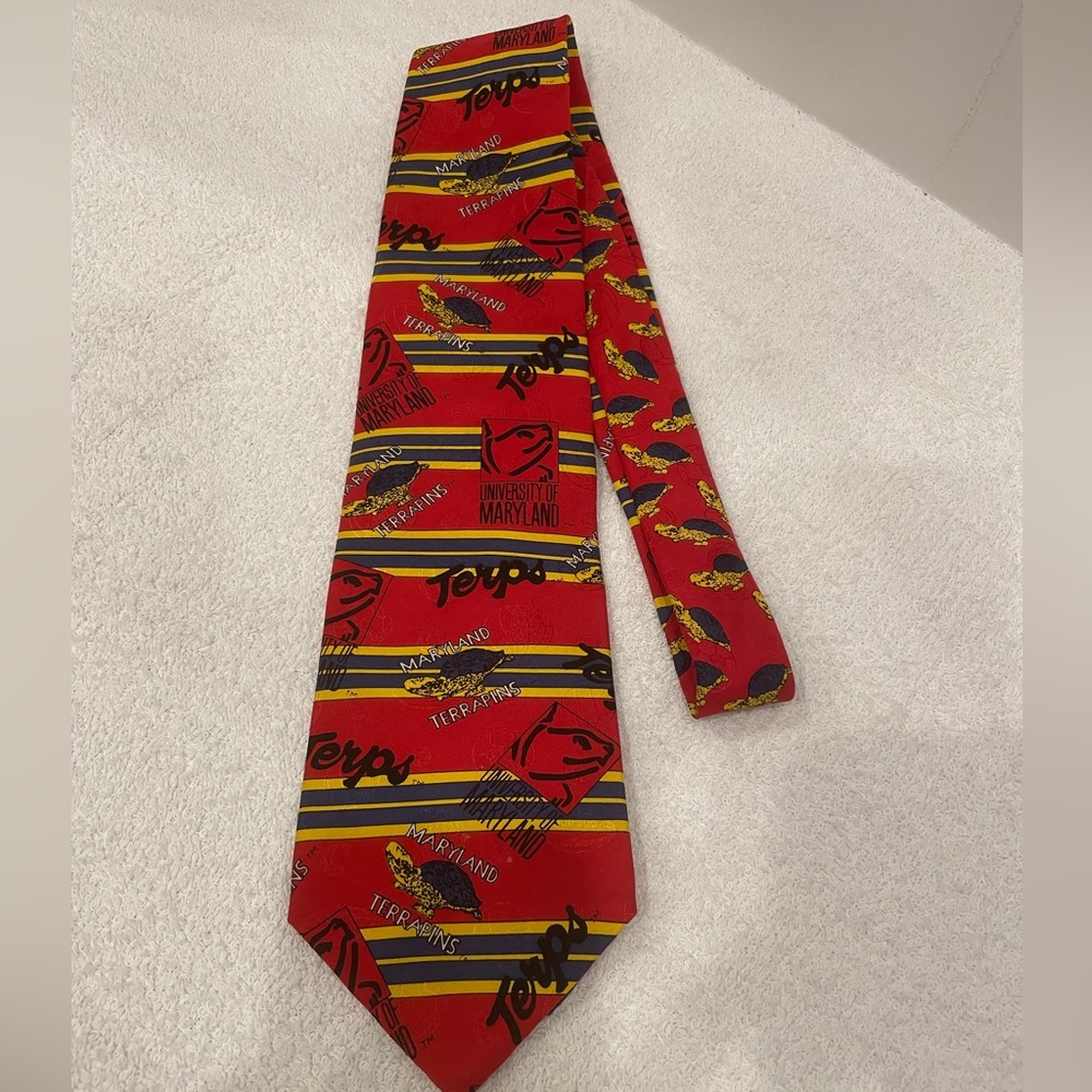 Men’s University of Maryland Terrapins neck tie.